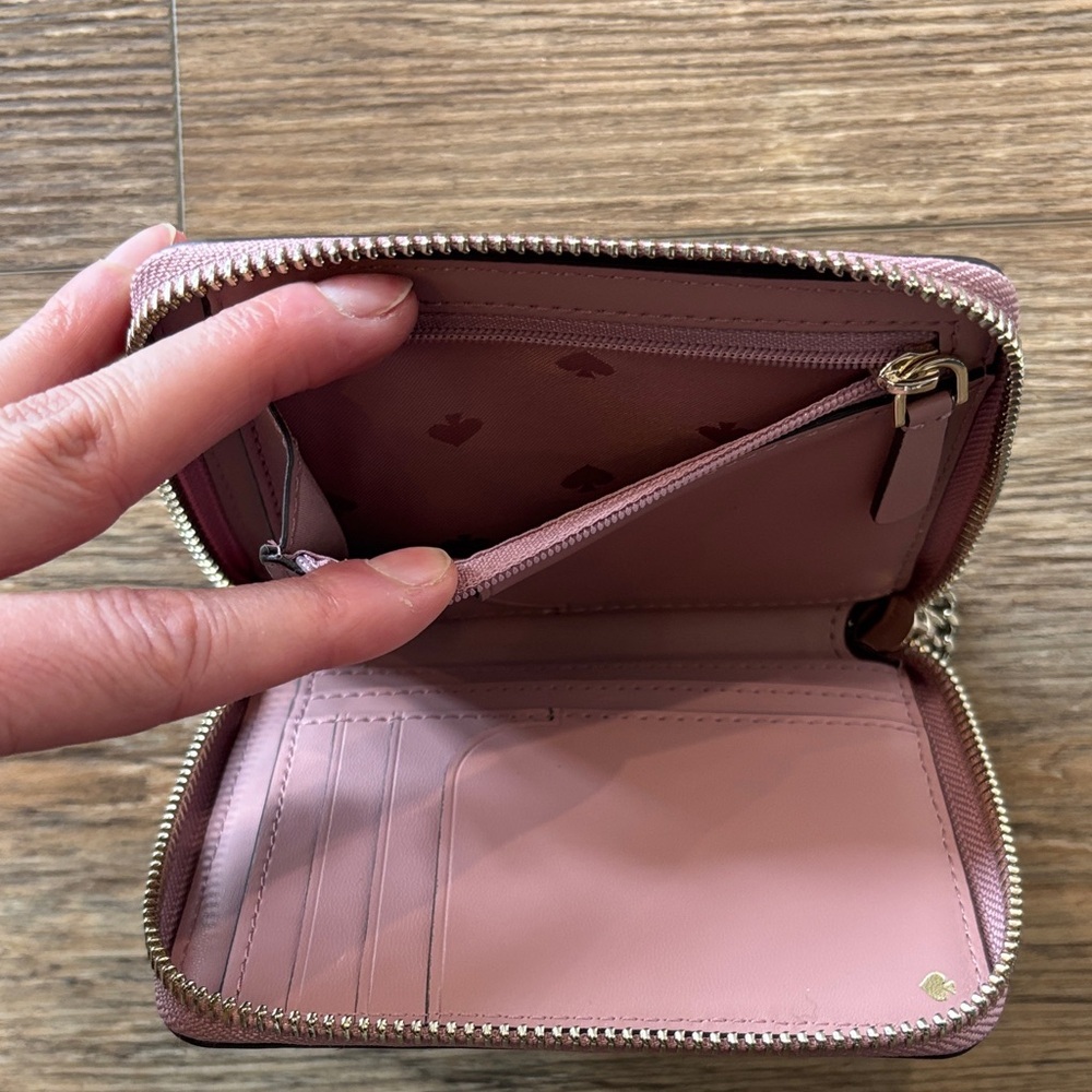 Kate Spade Pink Mauve Dusty Peony Cameron Bifold Wallet EUC - Picture 4 of 11